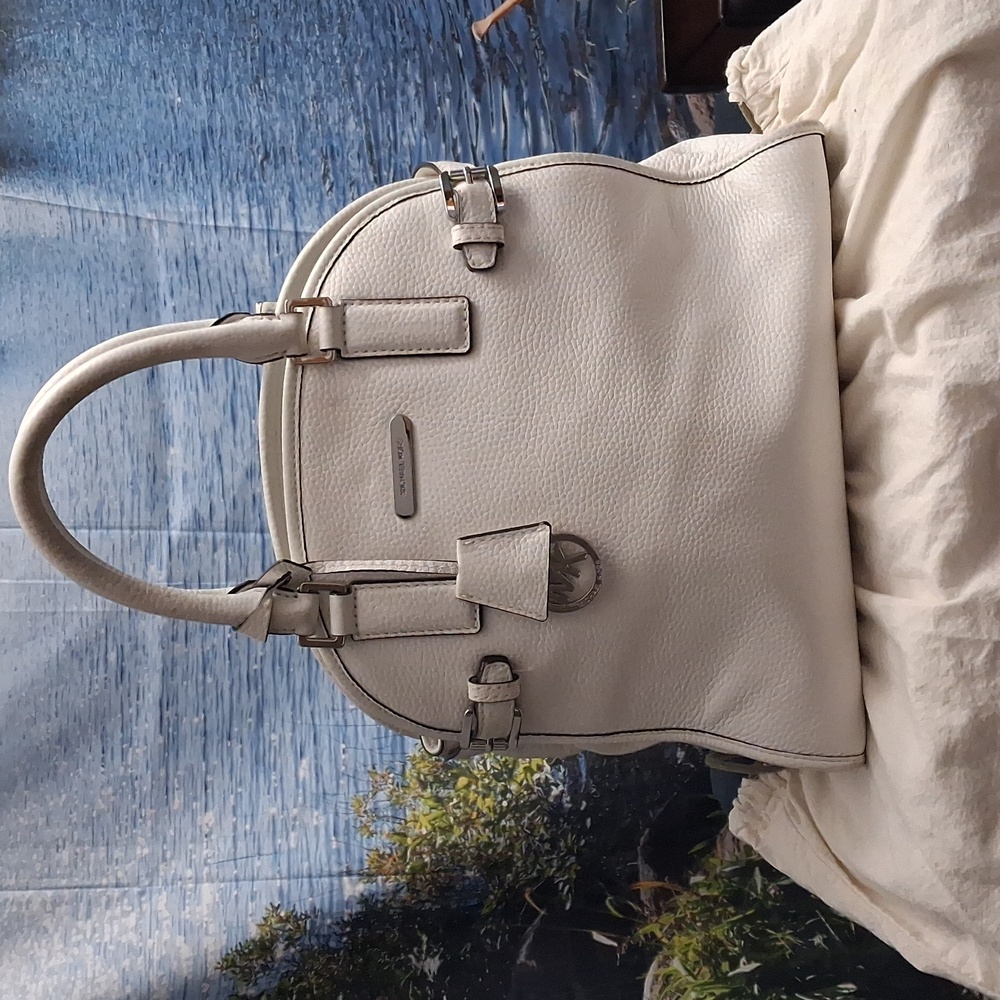 Michael Kors White With Silver Harware Satchel Bag - Large - Picture 6 of 16